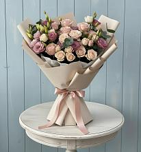Букет цветов из:  Розы и Лизиантусы в Рыбное 