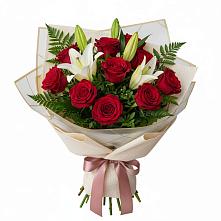 Букет цветов из:  Лилии и Розы в Рыбное 