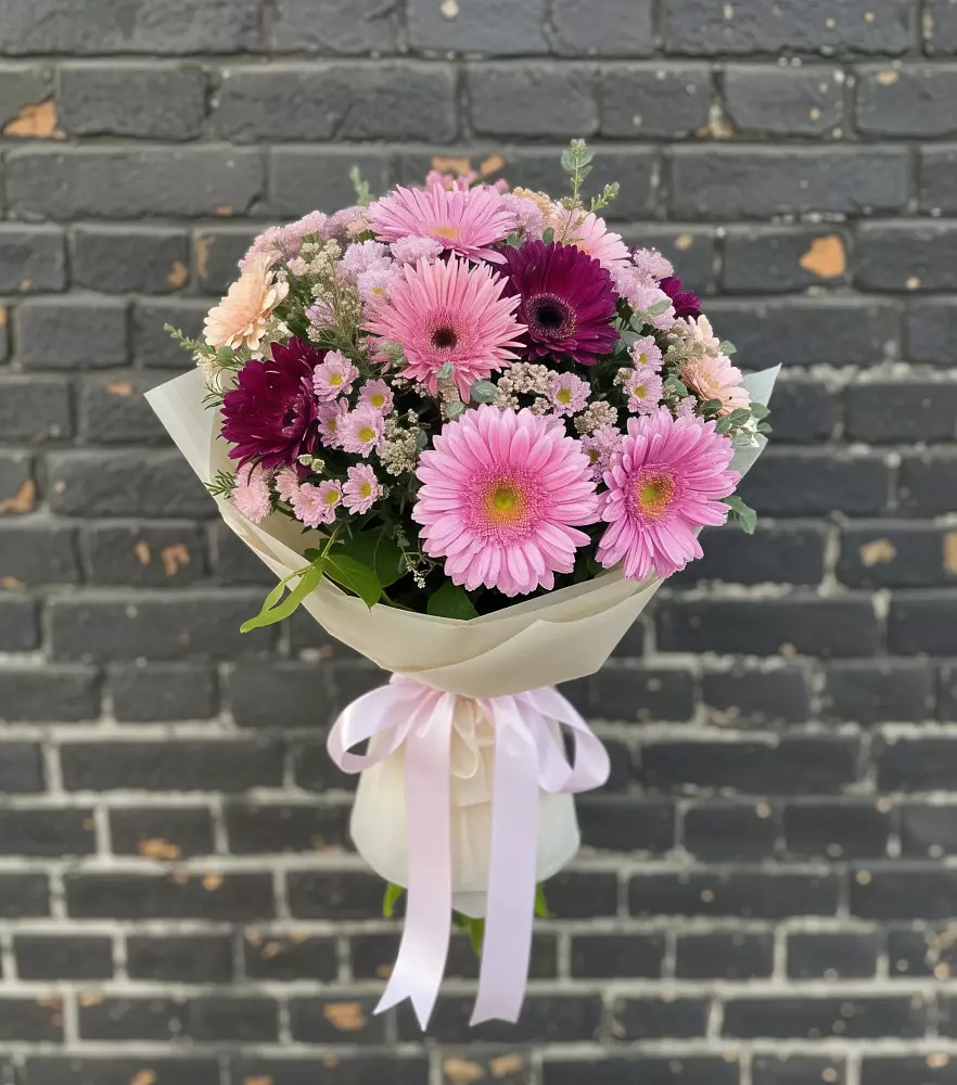 Букет цветов из: Герберы и Хризантемы в Рыбное 