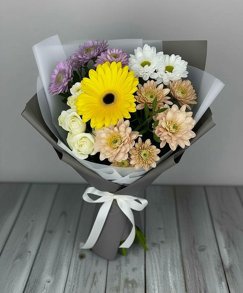 Букет цветов из: Розы, Герберы и Хризантемы в Рыбное 