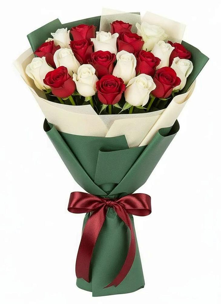 Букет Микс из красных и белых роз в Рыбное 