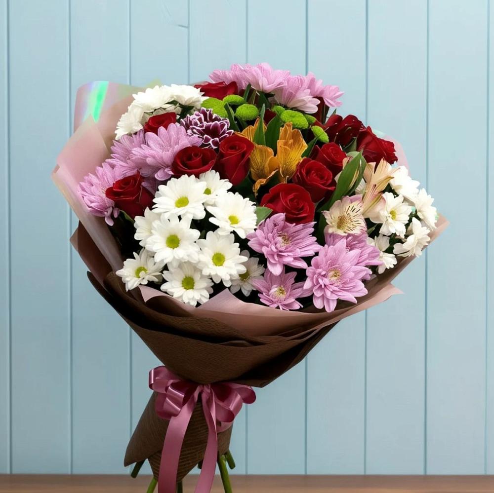 Букет цветов из: Розы, Хризантемы и Альстромерии в Рыбное 