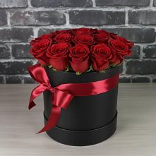 Цветочная композиция из Розы в шляпной коробке #REPLACE_PRED# Рыбное 