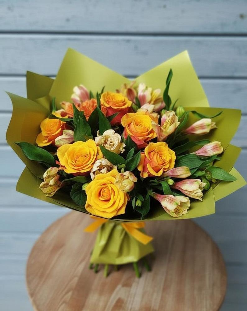 Букет цветов из: Альстромерии и Розы в Рыбное 
