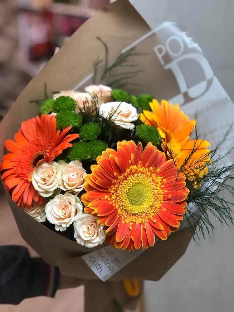 Букет цветов из: Герберы, Хризантемы и Розы в Рыбное 