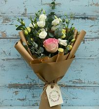 Букет цветов из:  Розы и Лизиантусы в Рыбное 
